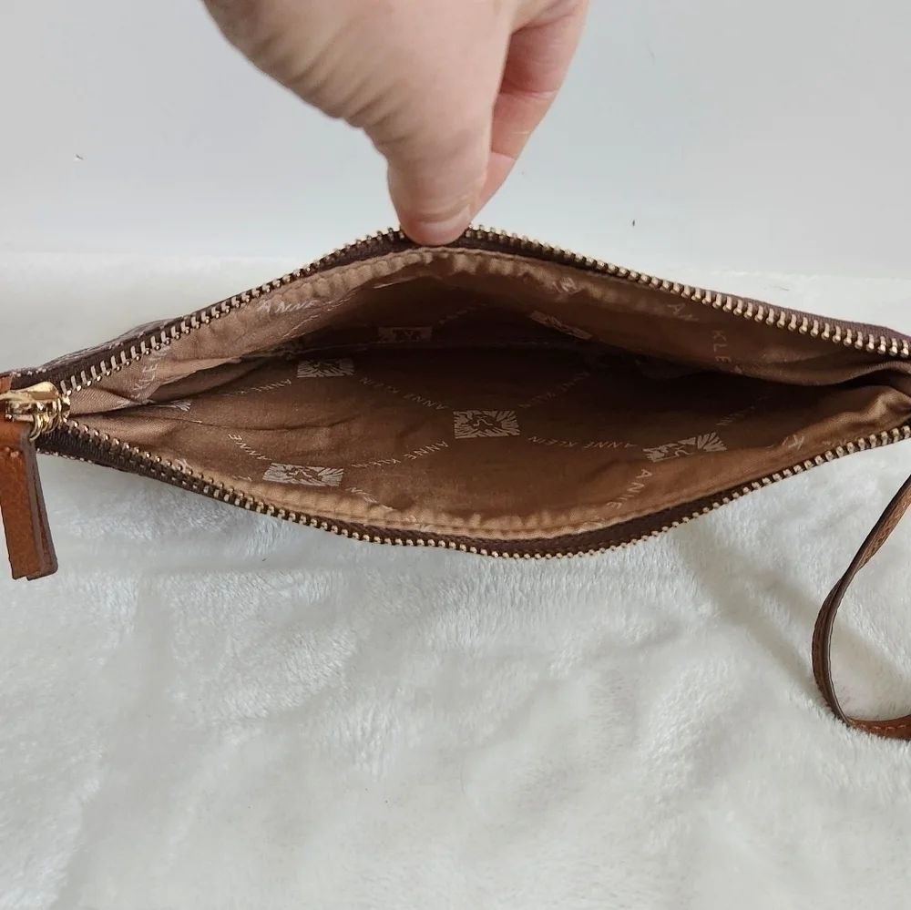 Anne Klein AK Brown Tan Tile Lion Logo Clutch Handbag Wristlet